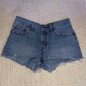 Levi 501 Jean Shorts